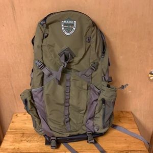 LL Bean Maine Game Wardens pack. Like New